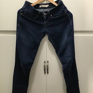 Levi’s skinny jeans size 0